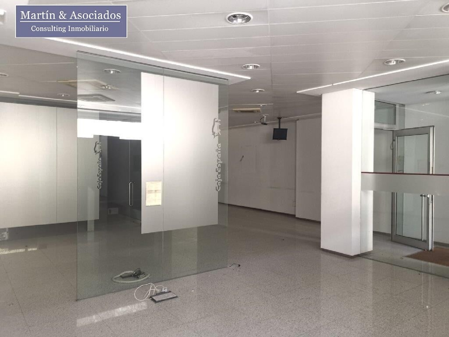  till salu lokal Sevilla La Nueva Sur 8