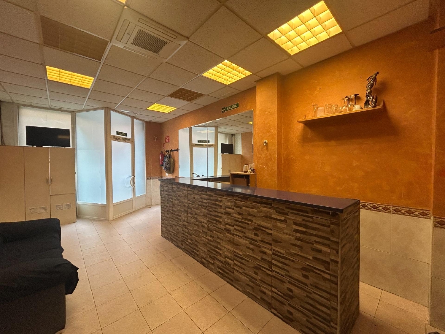  en venta local Tafalla Media Oriental 2