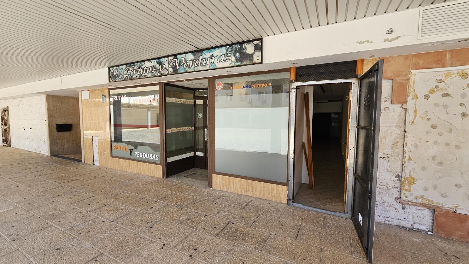  à vendre local commercial Torres De La Alameda Cuenca Del Henares 2