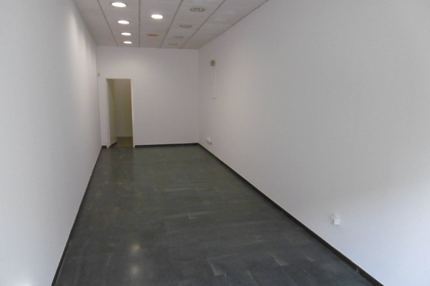  till salu lokal Tortosa Baix Ebre 3