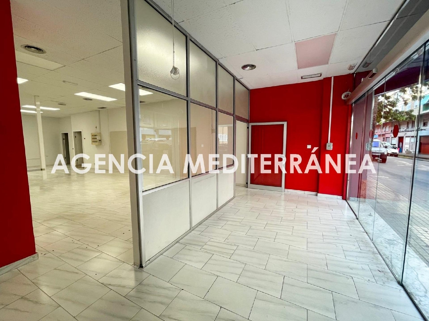  till salu lokal Valencia De Las Torres Campiña Sur 2