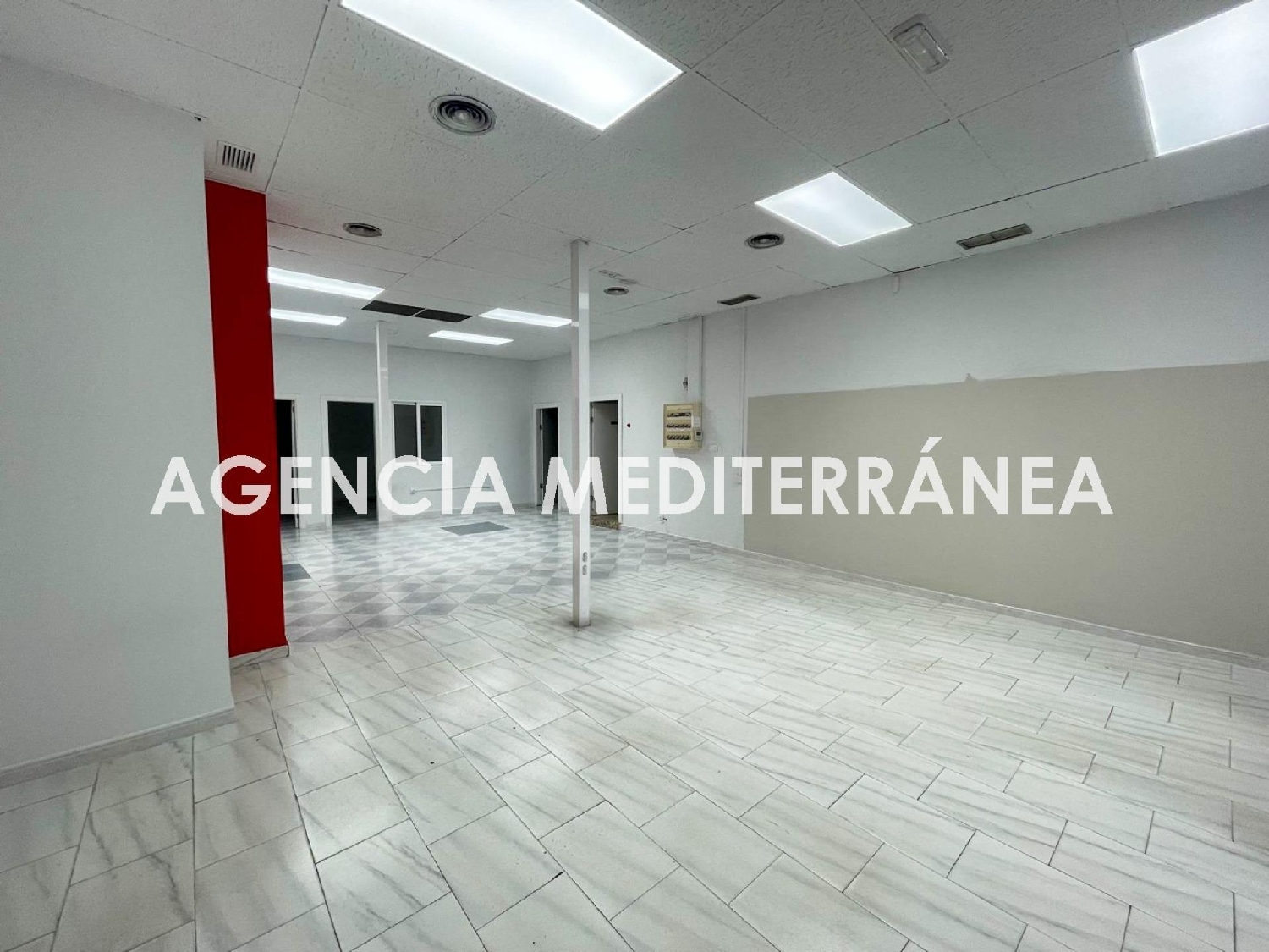  till salu lokal Valencia De Las Torres Campiña Sur 1