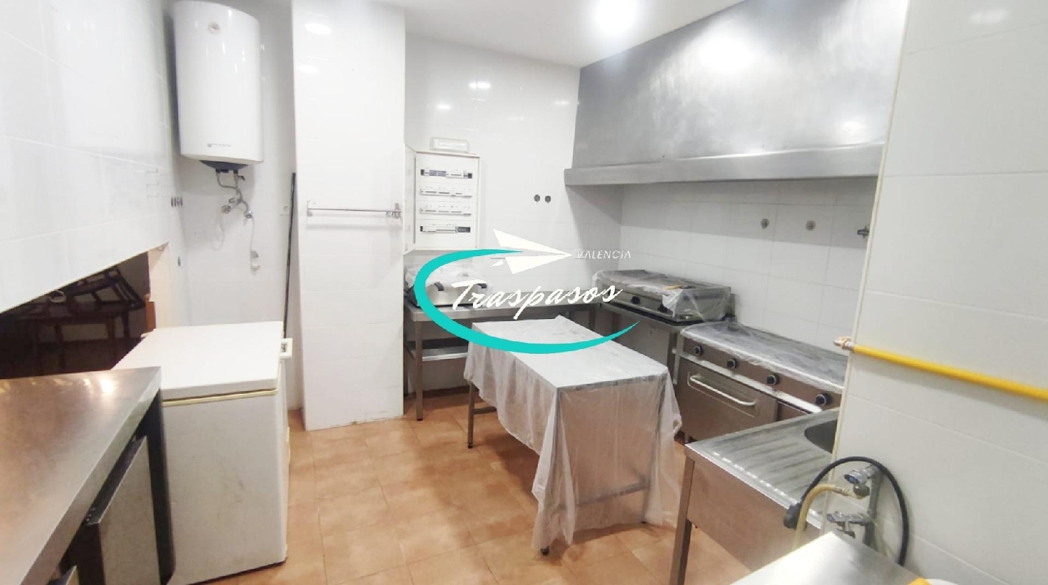  till salu lokal Valencia De Las Torres Campiña Sur 8