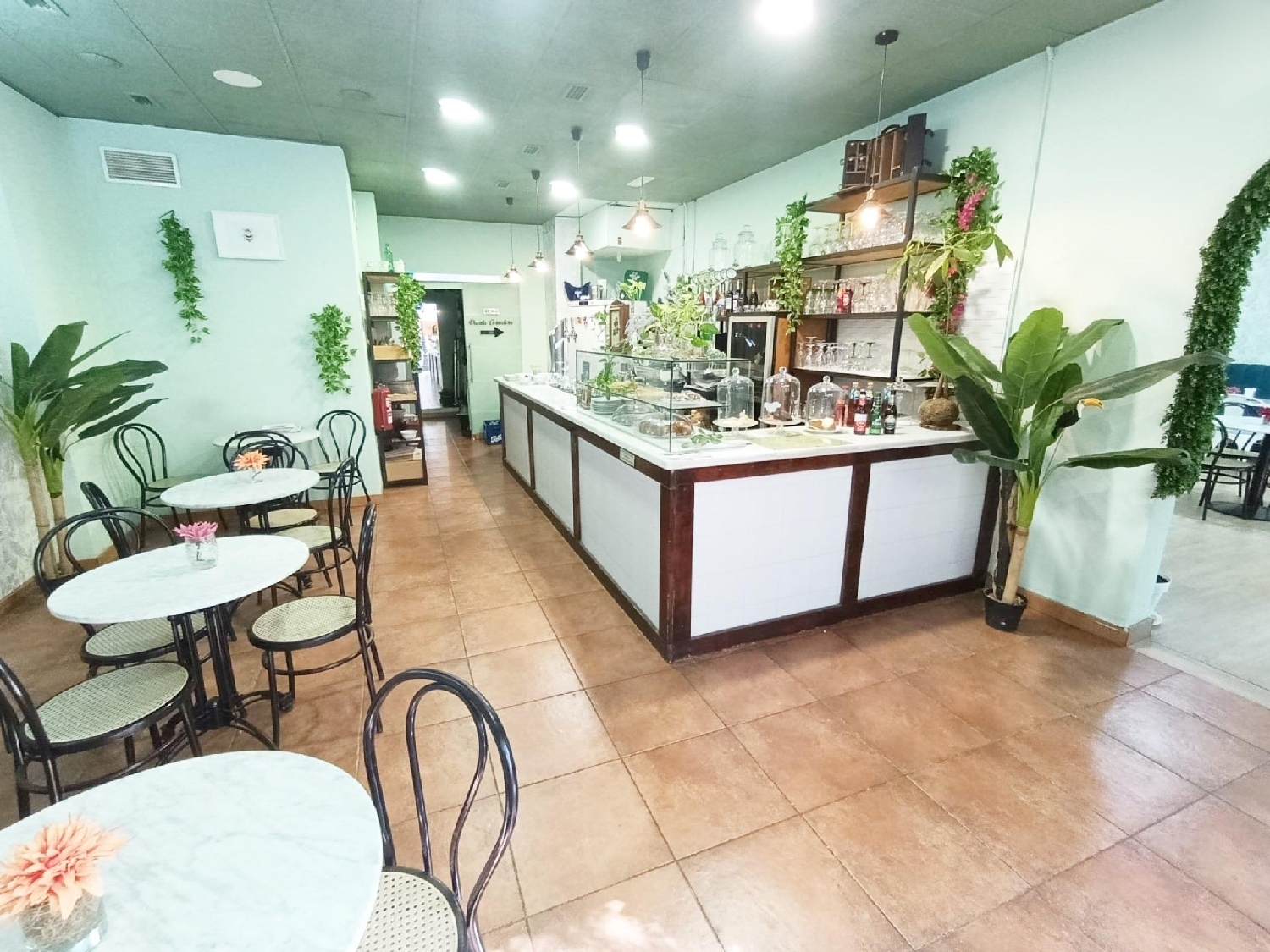  till salu lokal Valencia De Las Torres Campiña Sur 6