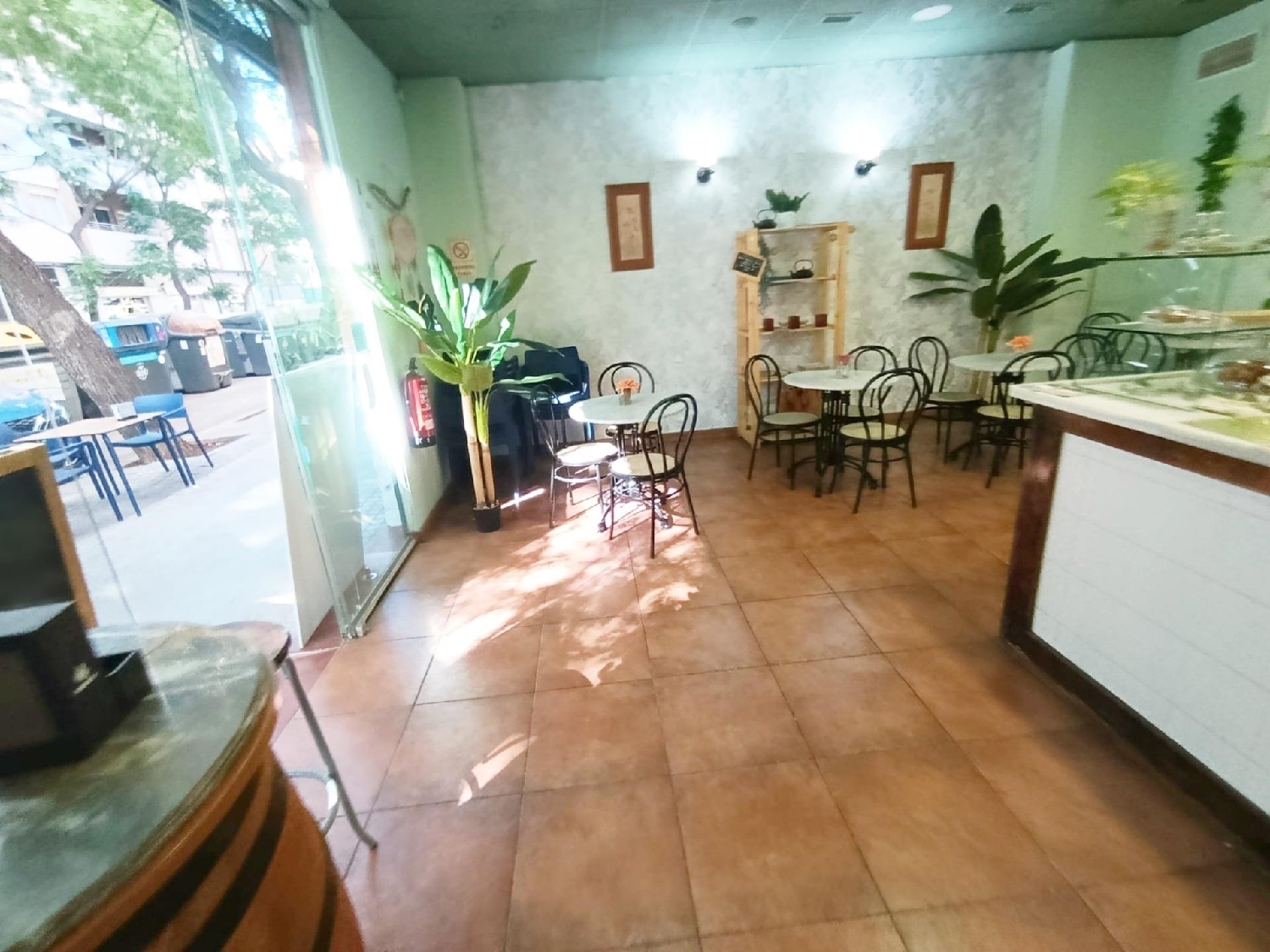  till salu lokal Valencia De Las Torres Campiña Sur 8