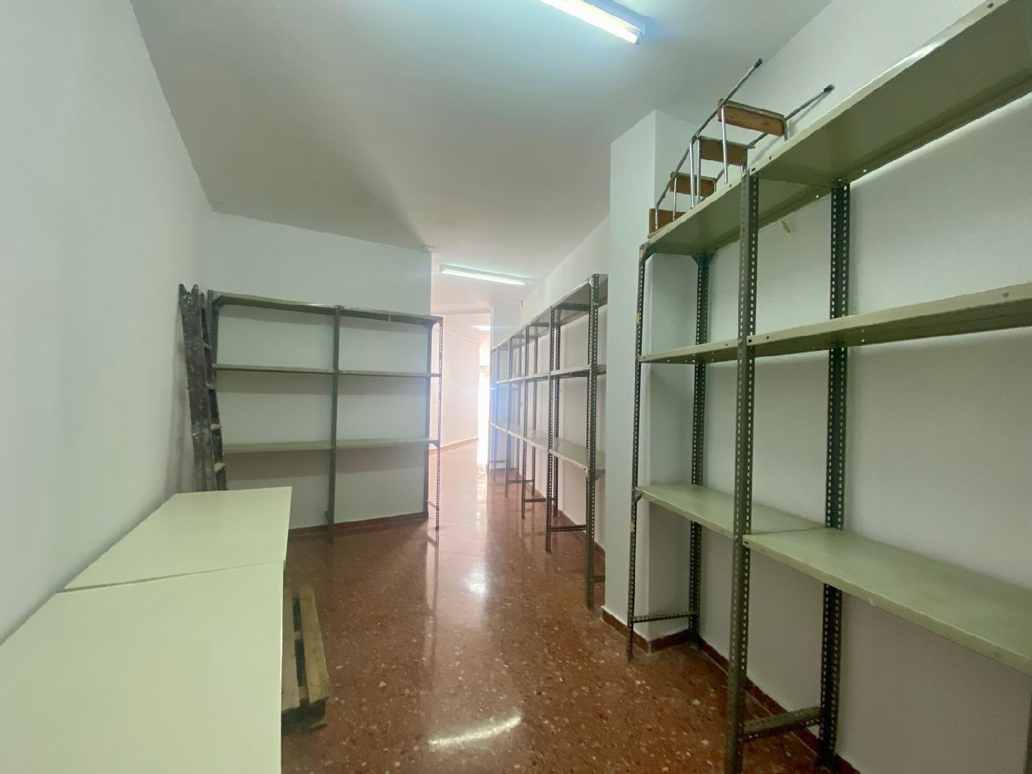  à vendre local commercial Valencia De Las Torres Campiña Sur 5