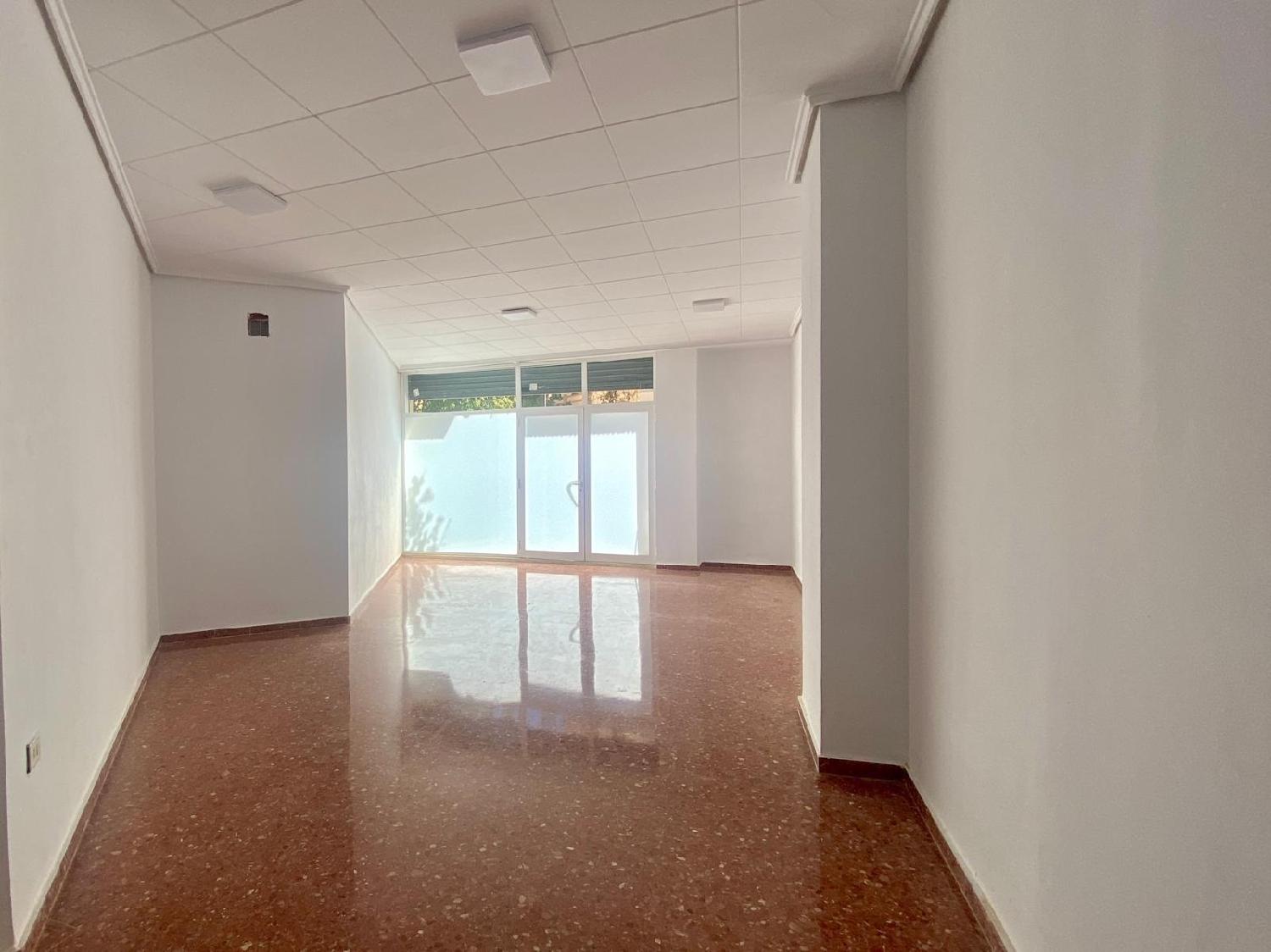  à vendre local commercial Valencia De Las Torres Campiña Sur 4