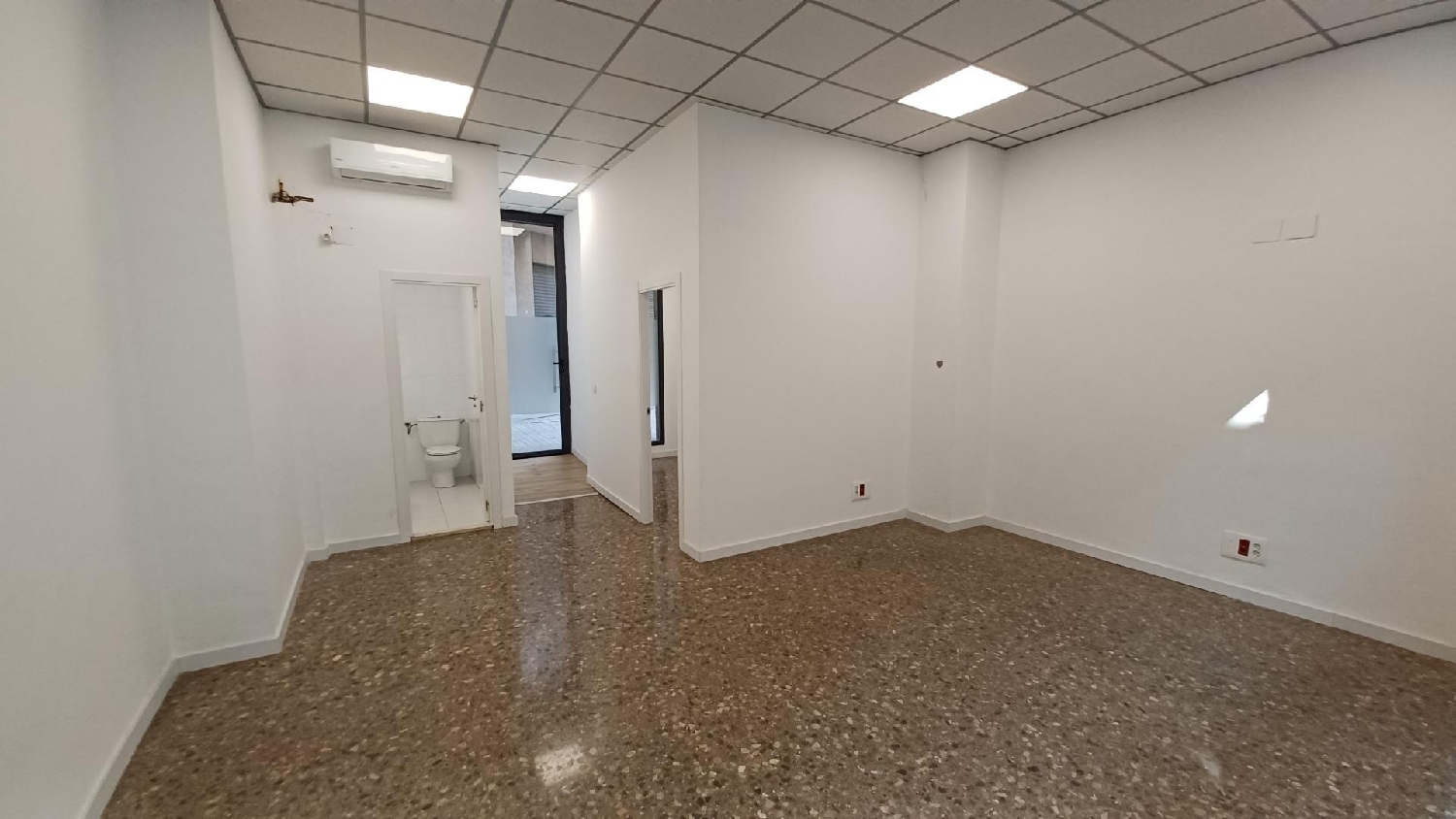  for sale commercial premise Valencia De Las Torres Campiña Sur 4