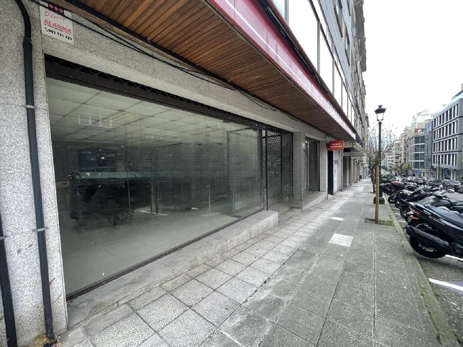  for sale commercial premise Vigo Vigo 3