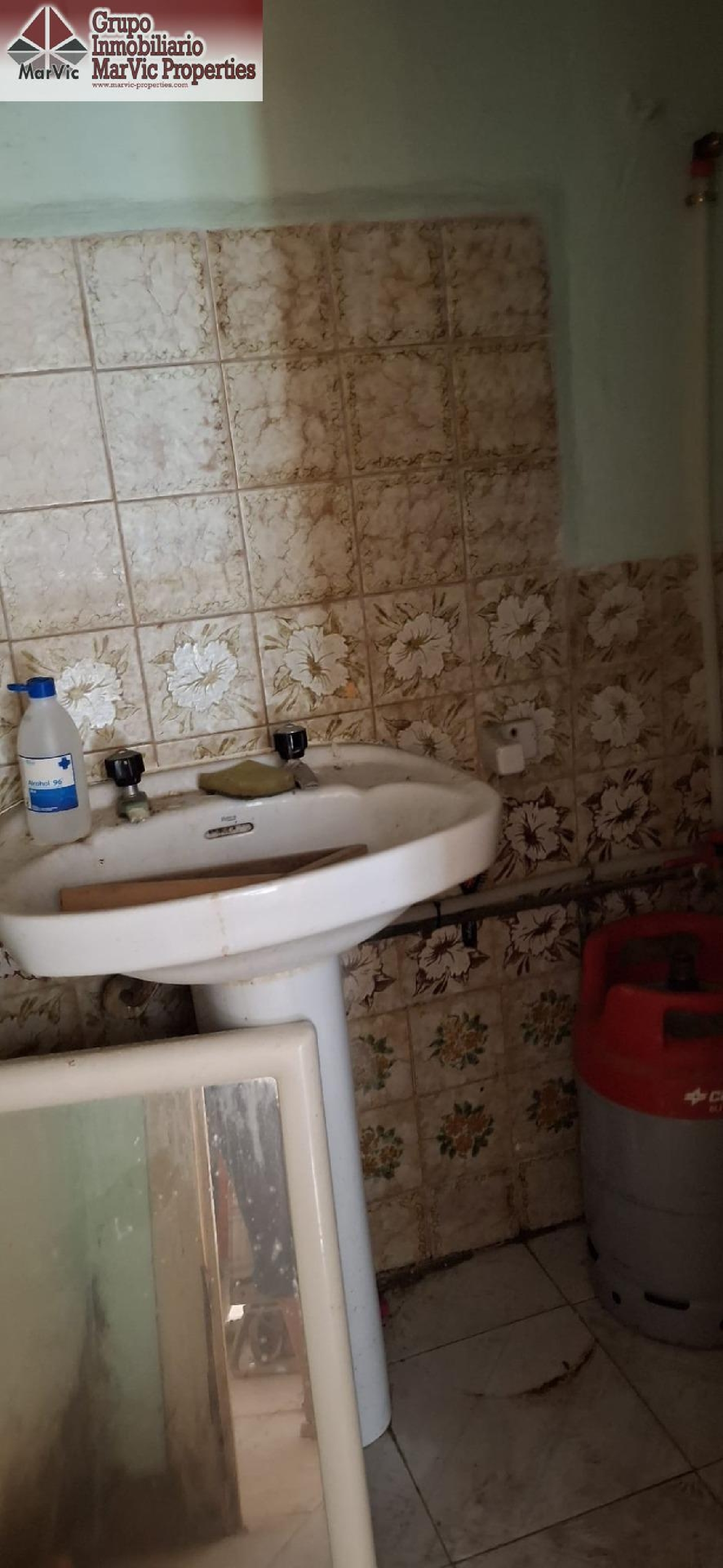  en venta local Villajoyosa Marina Baixa 3