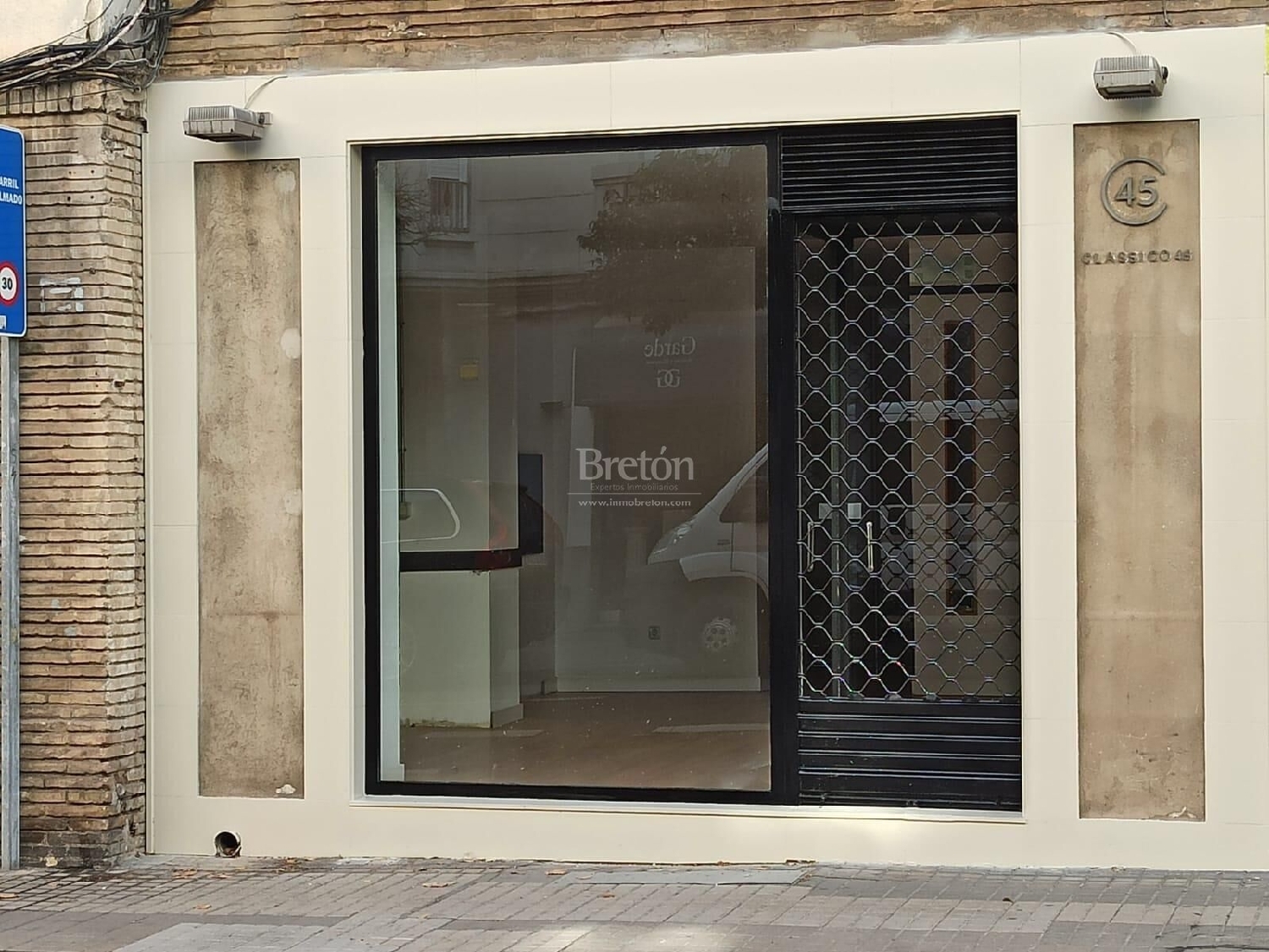  for sale commercial premise Zaragoza Centro 50004 D.C. Zaragoza 2