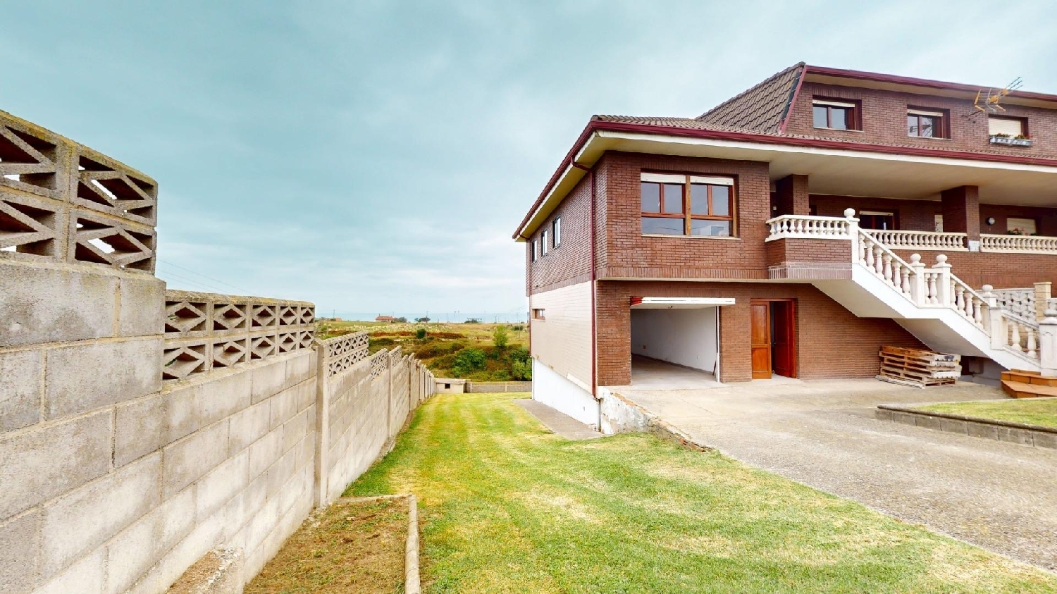  te koop twee-onder-een-kapwoning Santander Centro 39001 Comarca De Santander 5