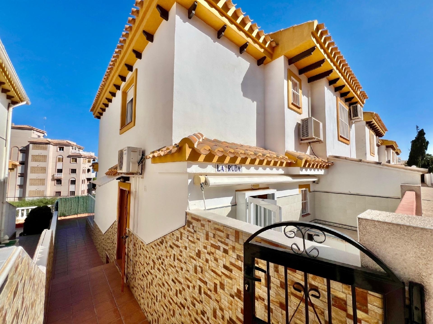  te koop twee-onder-een-kapwoning Torrevieja Baix Segura 6