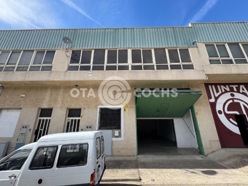 Barriada Les Tres Creus Bages Laden Bild 6295968
