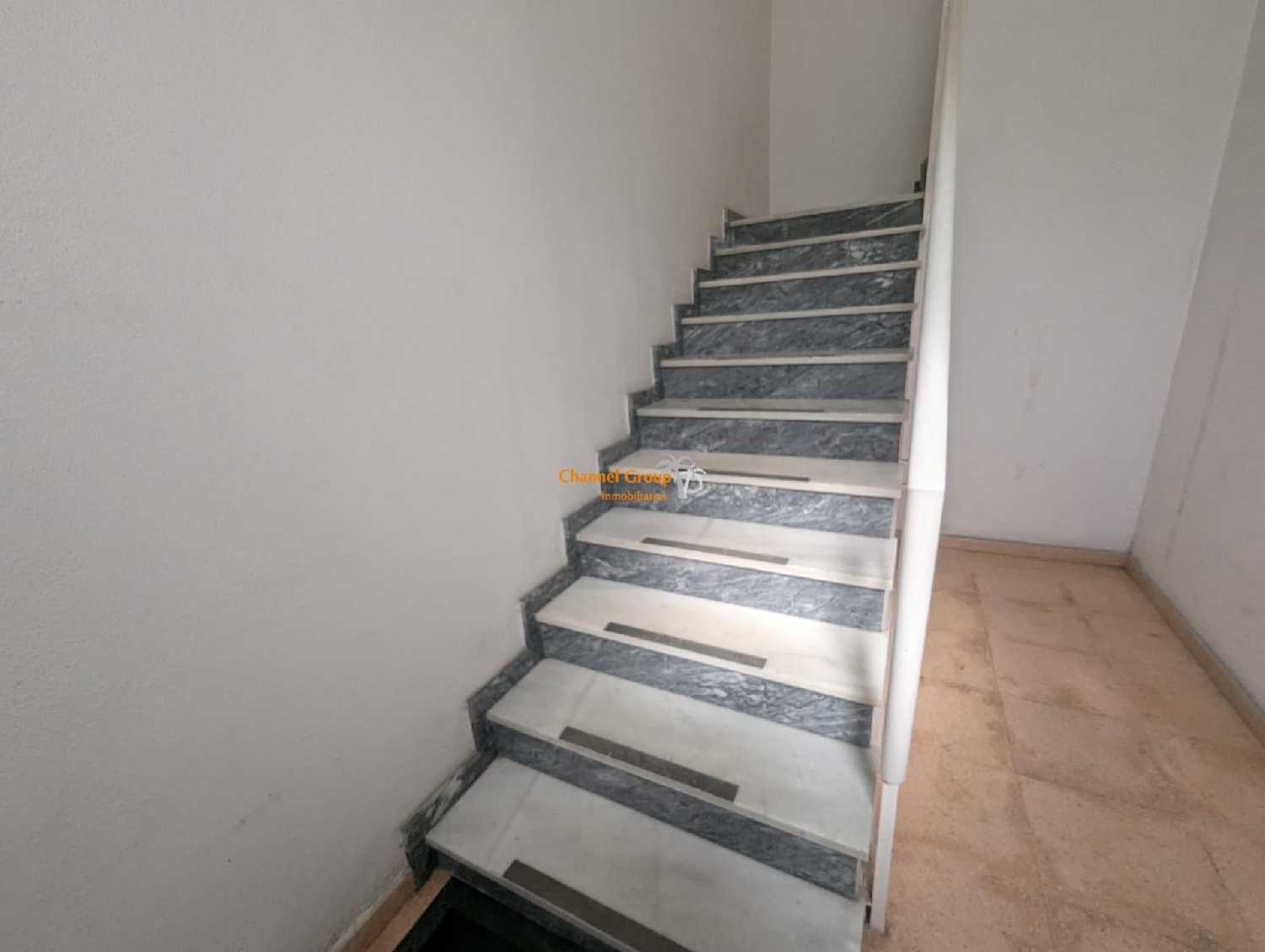  till salu butik Cheda Arzúa 7