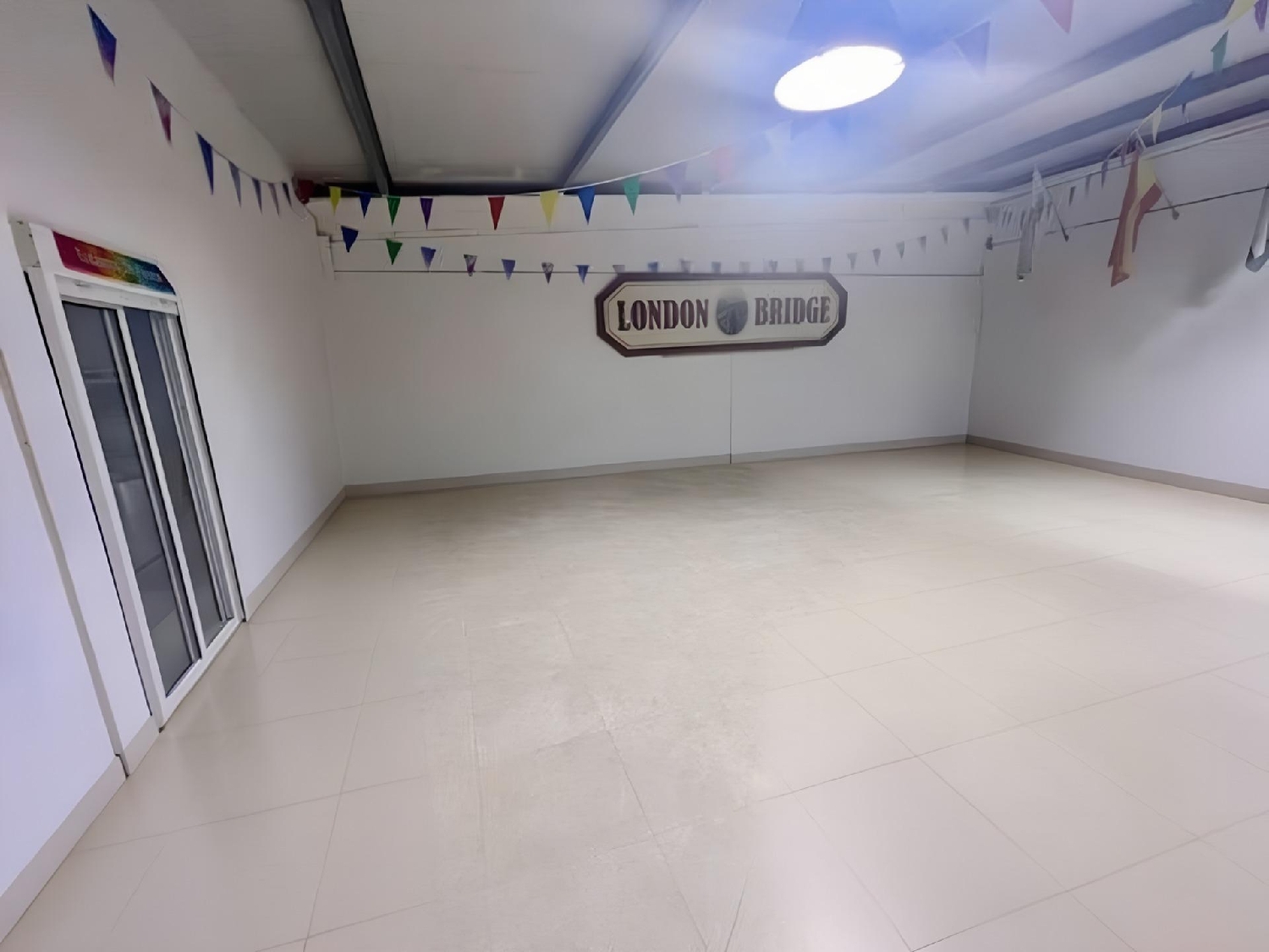  à vendre boutique Dos Hermanas Málaga-Costa Del Sol 2