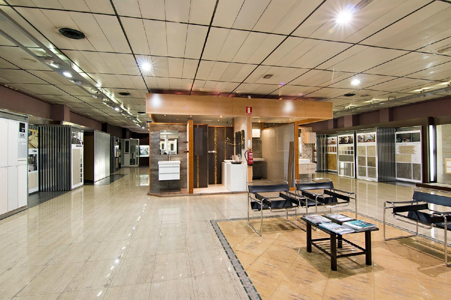 till salu butik Pulianas Vega De Granada 8