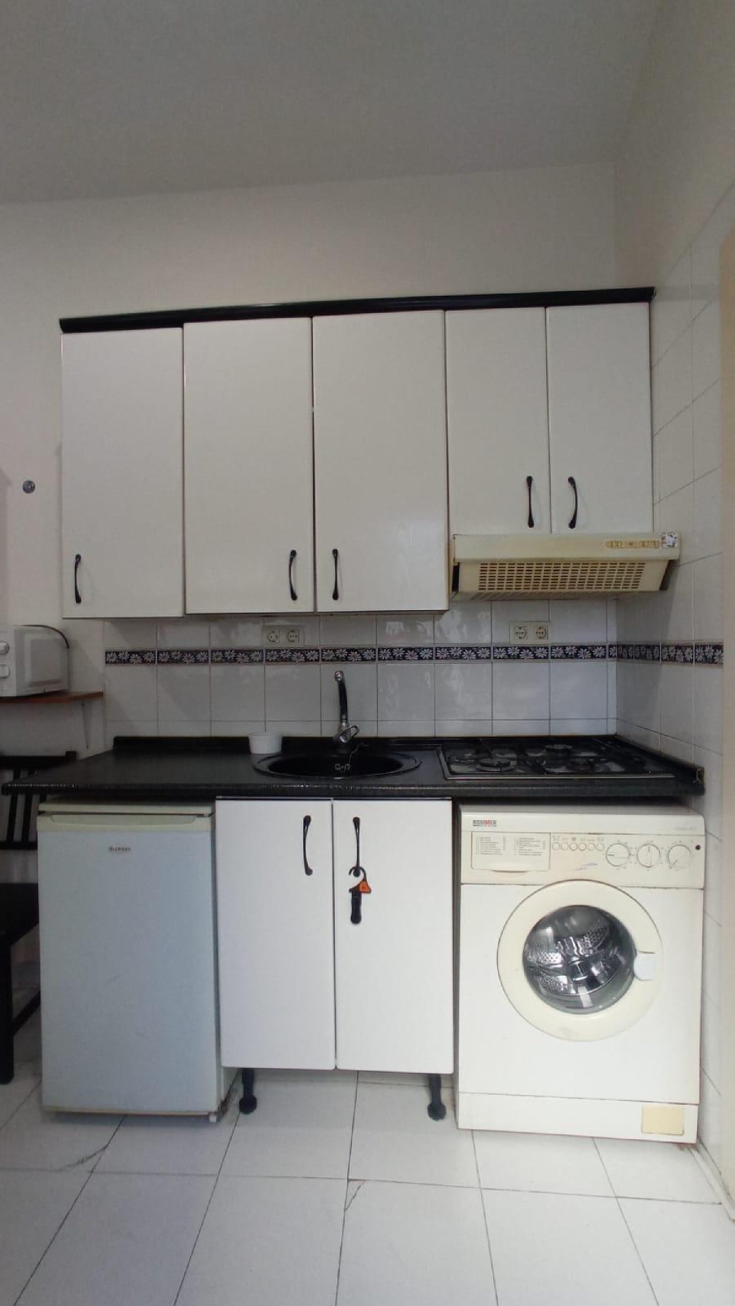  till salu enrumslägenhet Barrio De Granada Alacantí 3