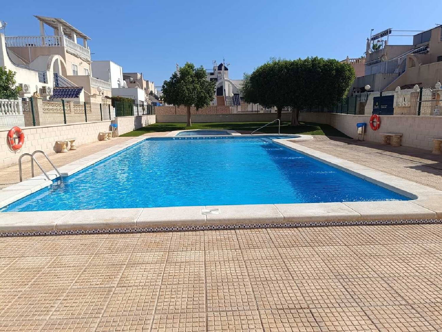  till salu radhus Torrevieja Baix Segura 25