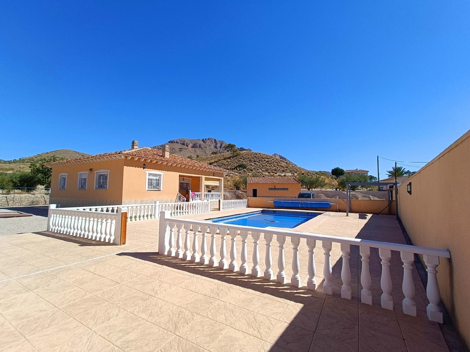  till salu villa Macisvenda Oriental 10