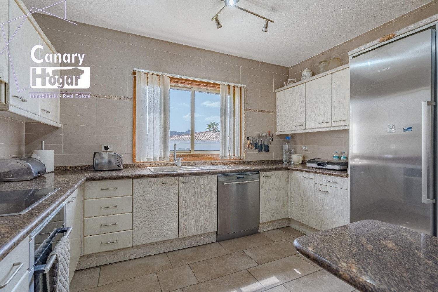  for sale villa Maroñas Noya 5