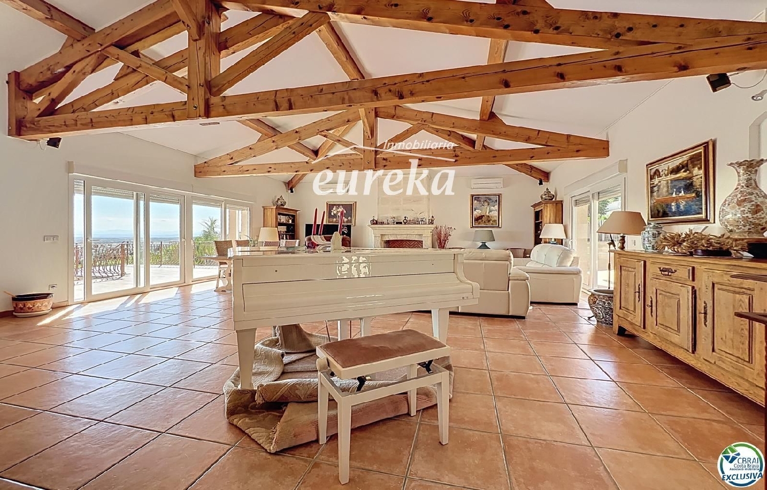  till salu villa Pau Alt Empordà 2