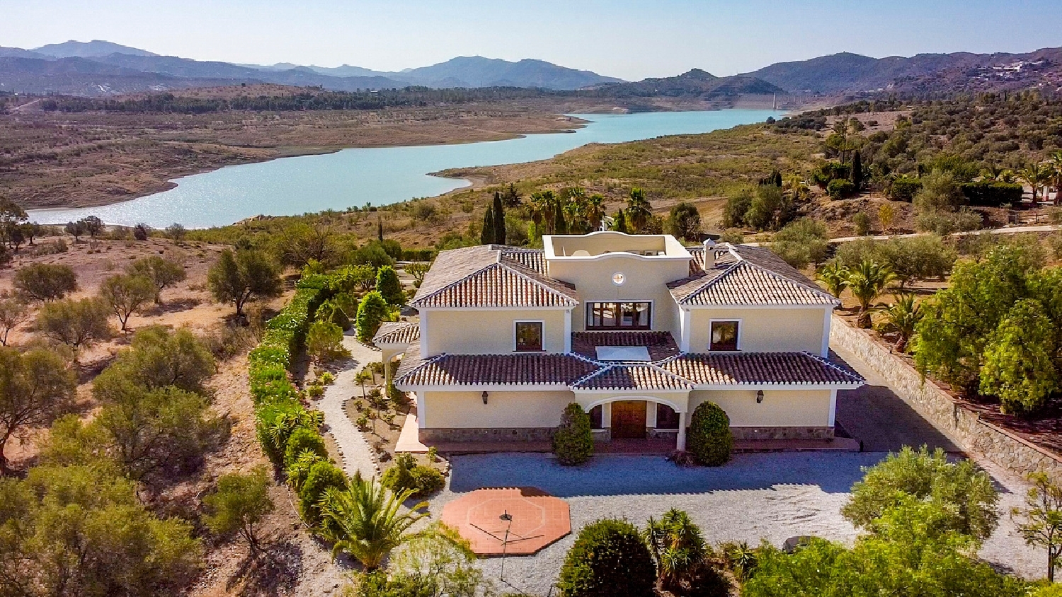  for sale villa Viñuela Axarquía 1