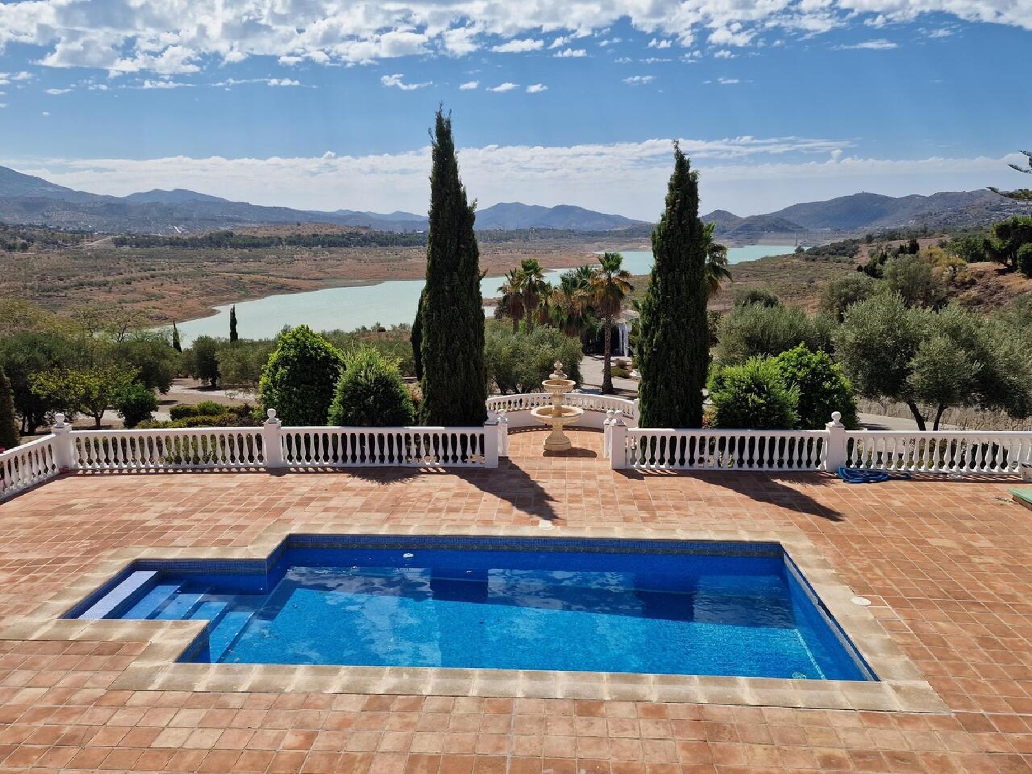 à vendre villa Viñuela Axarquía 3