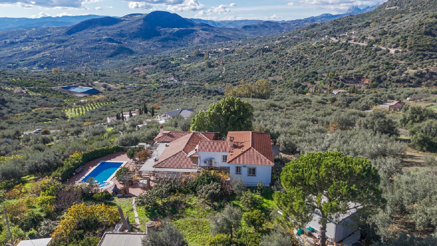  till salu villa Periana Axarquía 4