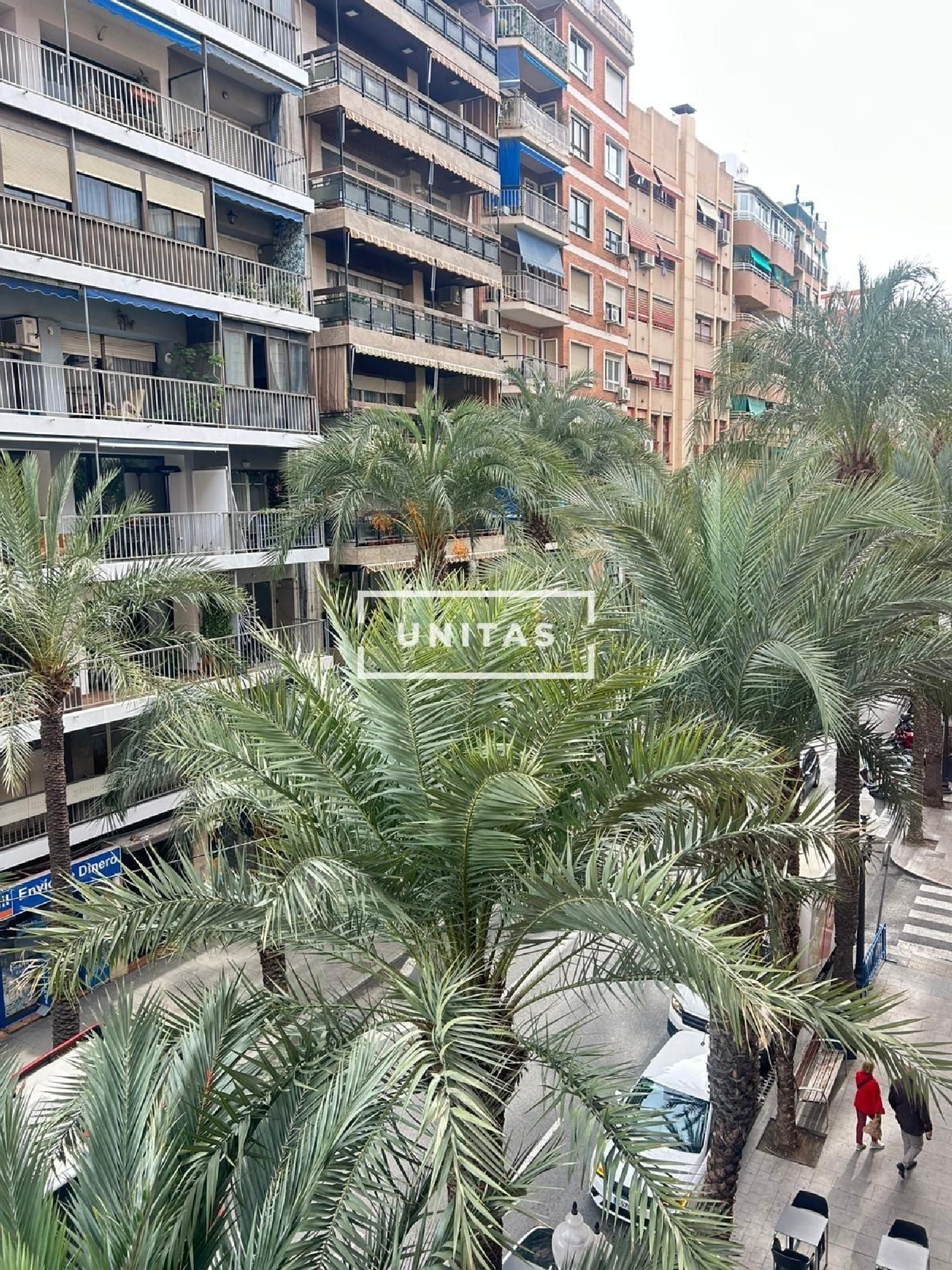  till salu lägenhet Alicante Centro 03001 Alacantí 2