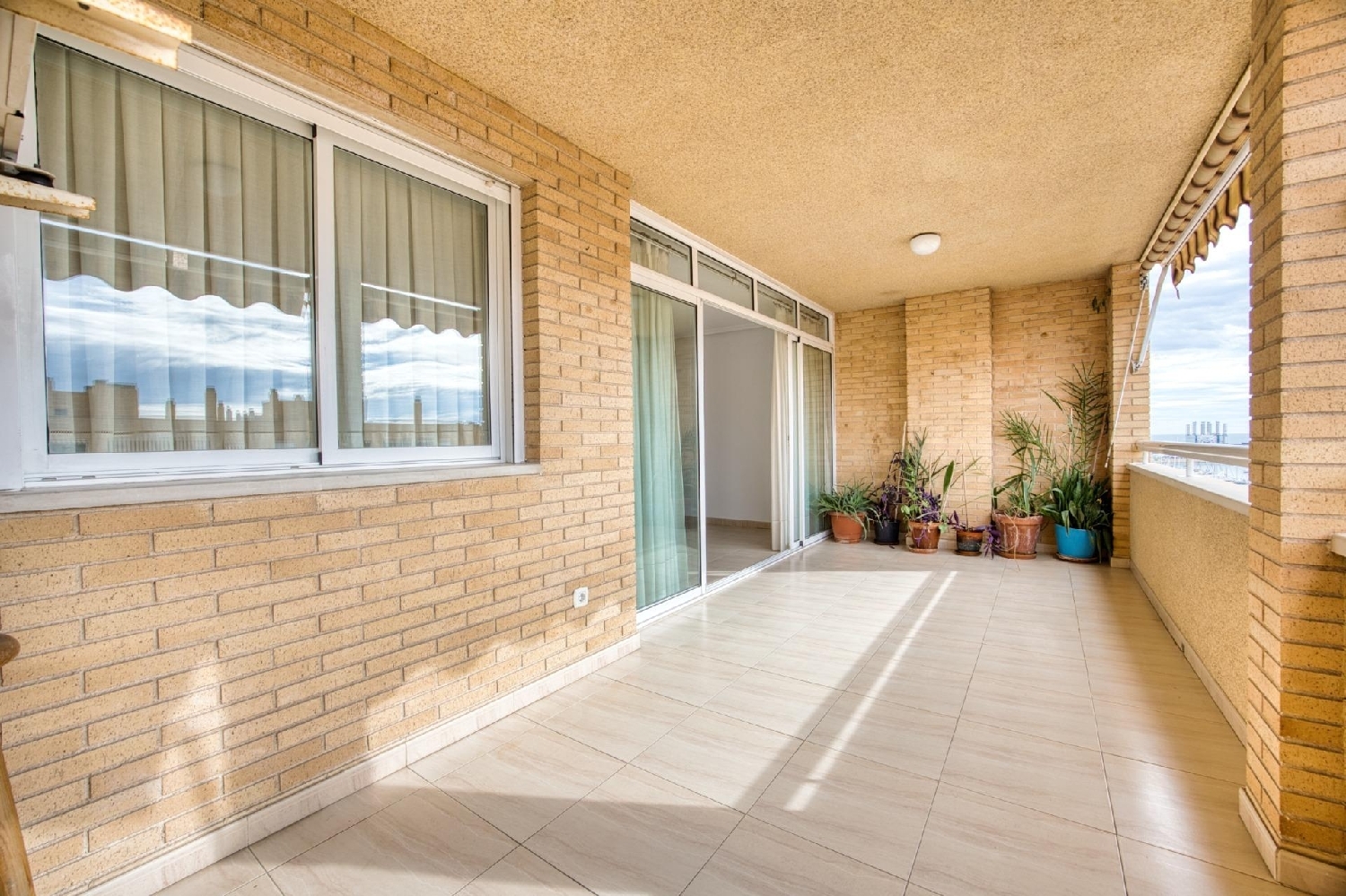  te koop appartement Alicante Centro 03001 Alacantí 2