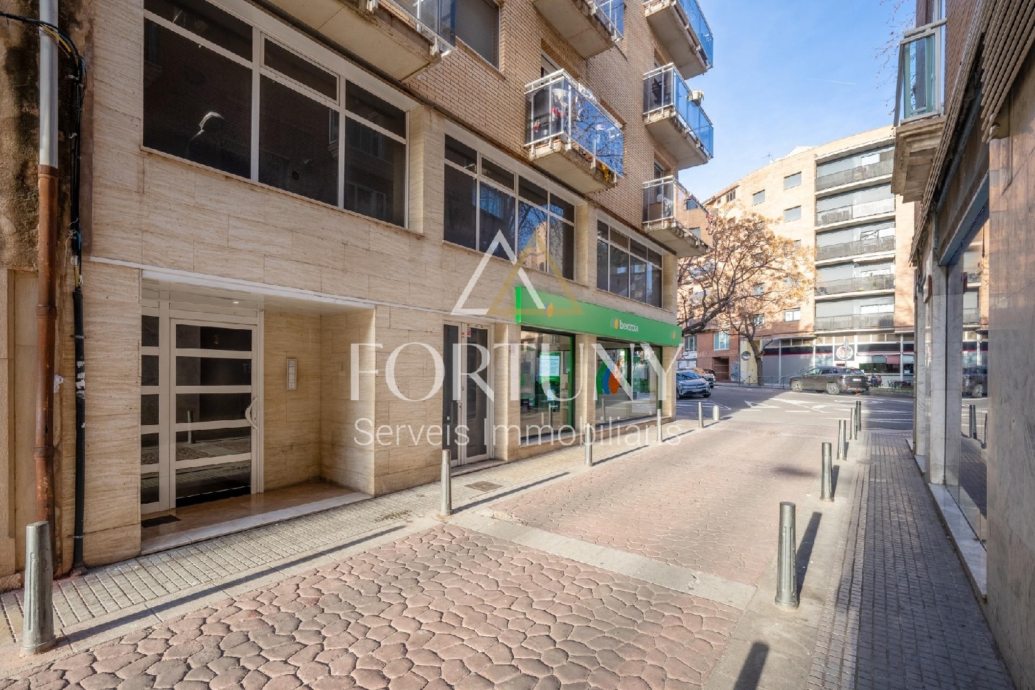  for sale apartment Barriada Les Tres Creus Bages 2