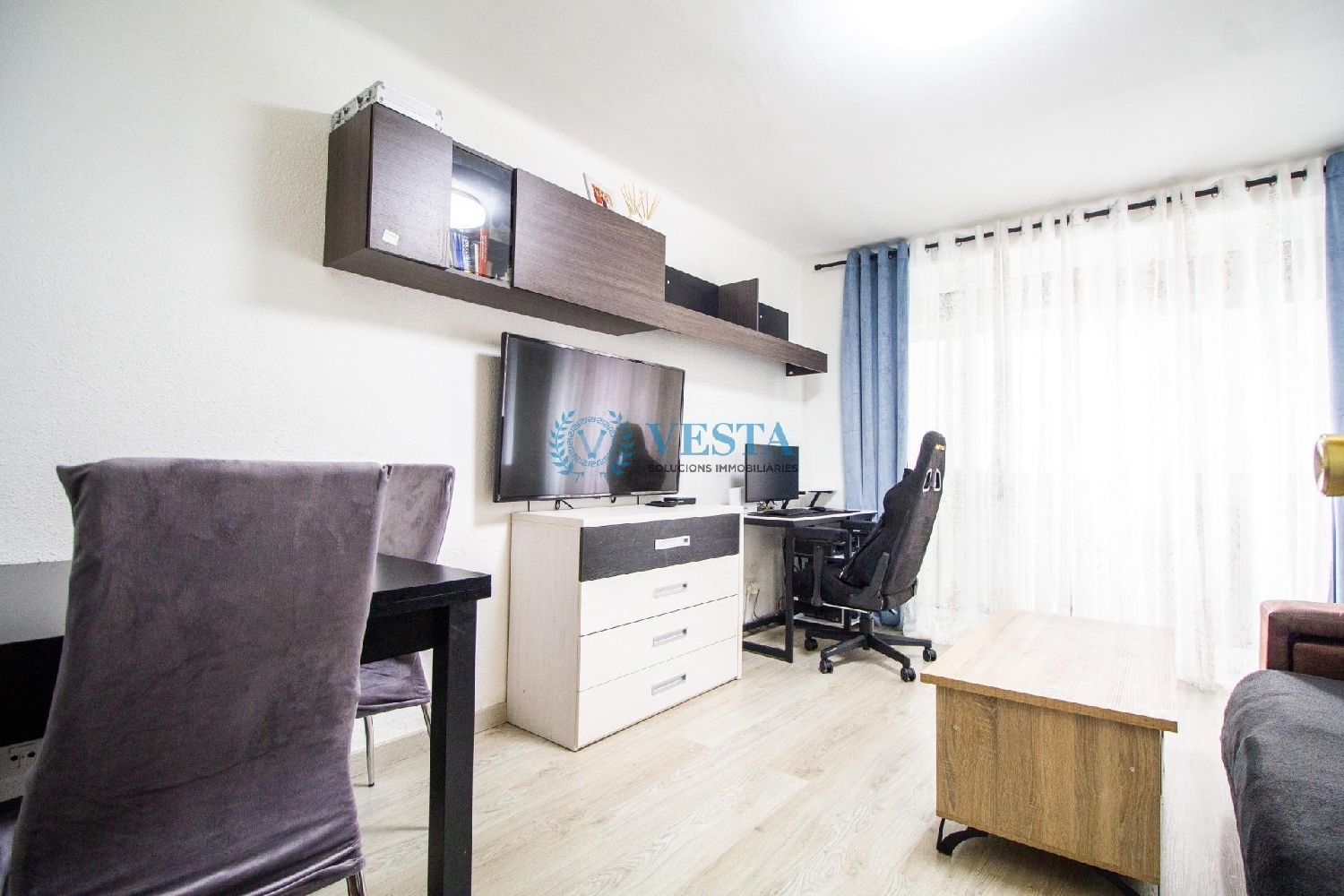  for sale apartment Barriada Les Tres Creus Bages 1