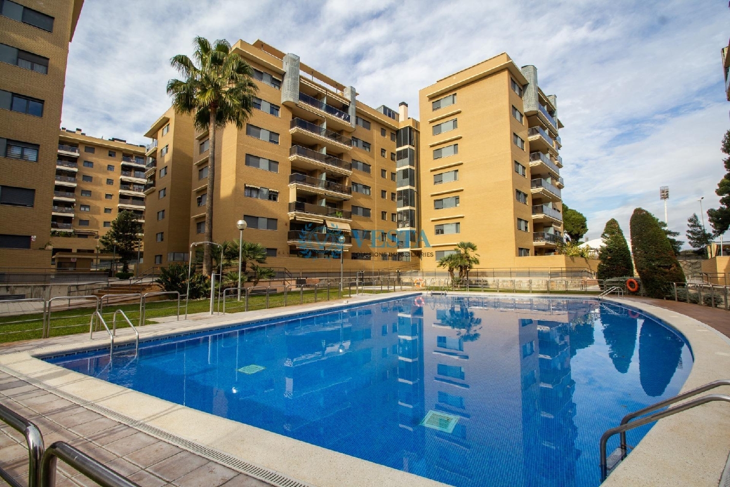  for sale apartment Barriada Les Tres Creus Bages 1