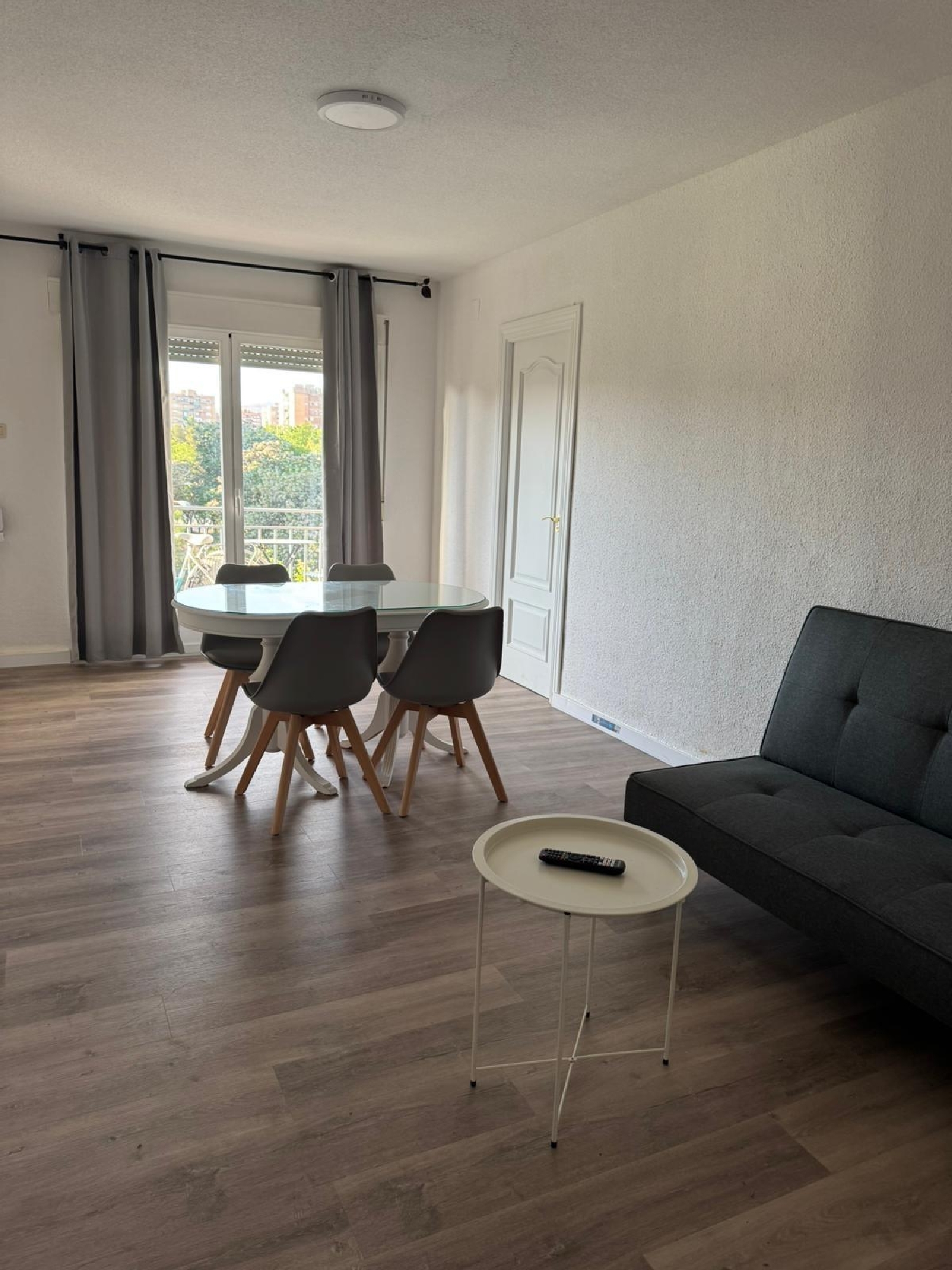 till salu lägenhet Barrio De Granada Alacantí 1