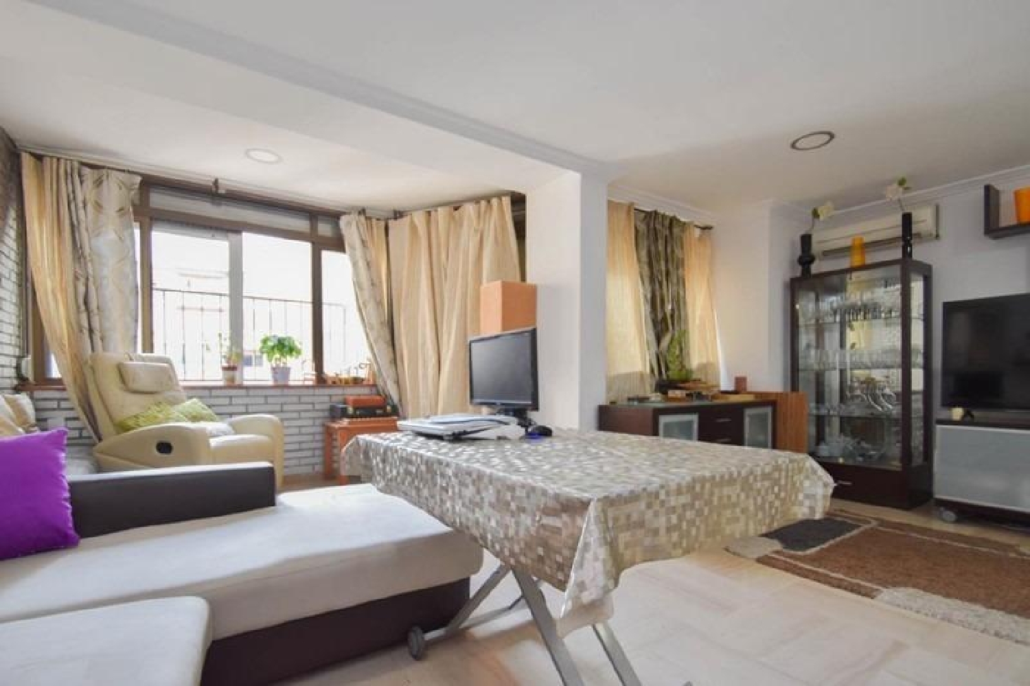 till salu lägenhet Barrio De Granada Alacantí 3