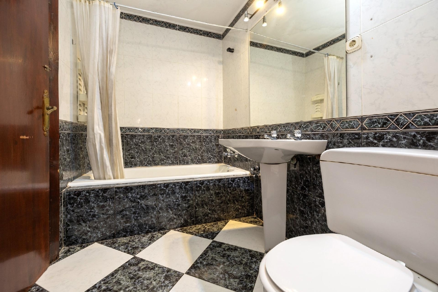  till salu lägenhet Barrio De Granada Alacantí 6