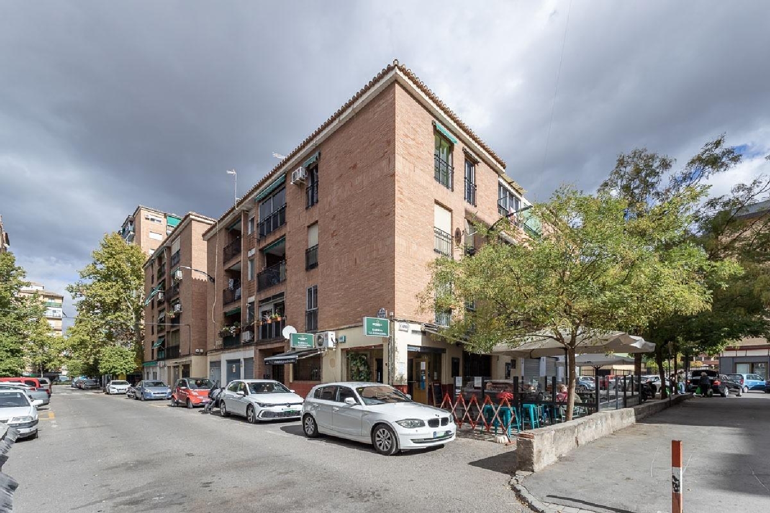 till salu lägenhet Barrio De Granada Alacantí 1