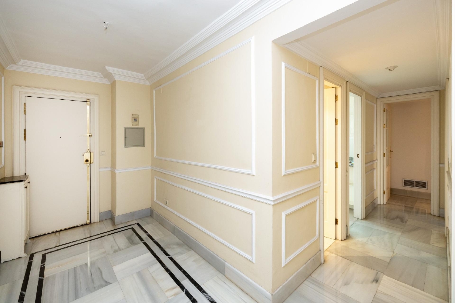  te koop appartement Barrio De Granada Alacantí 8