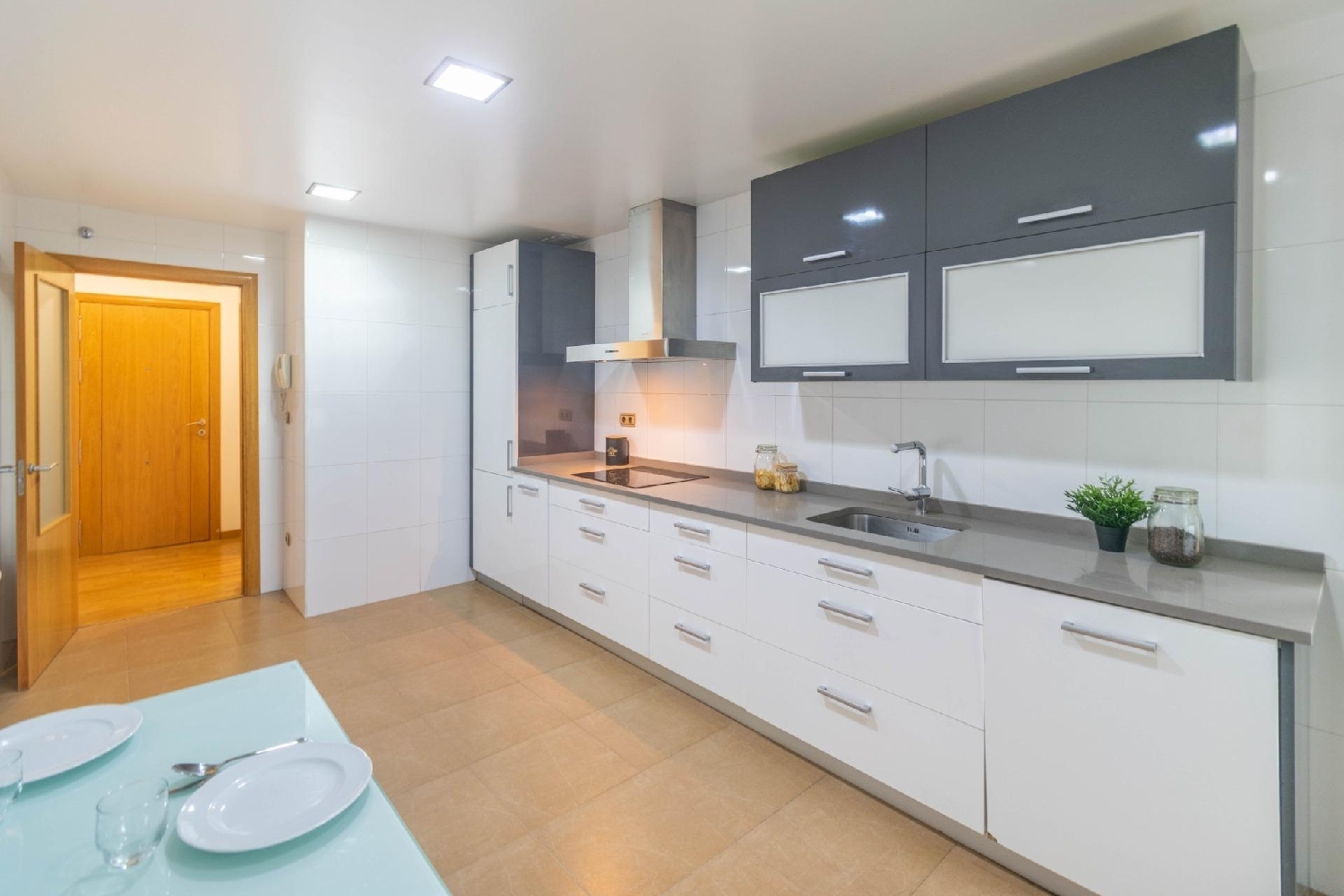 till salu lägenhet Garinoain Media Oriental 8