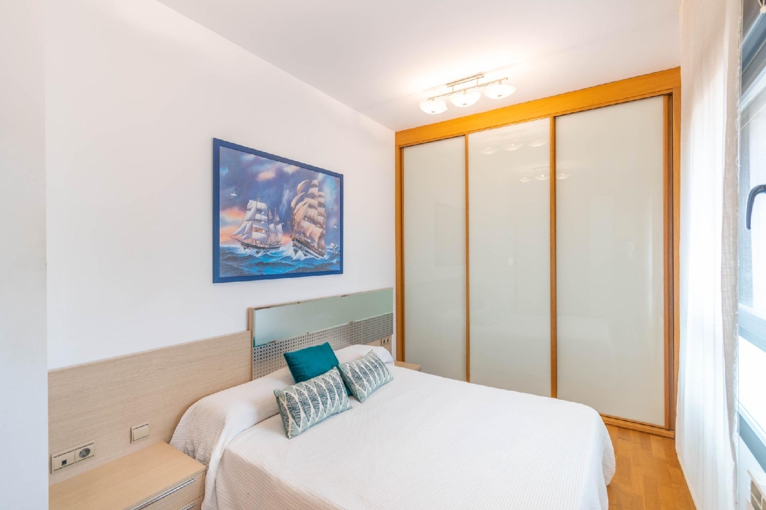 till salu lägenhet Garinoain Media Oriental 3