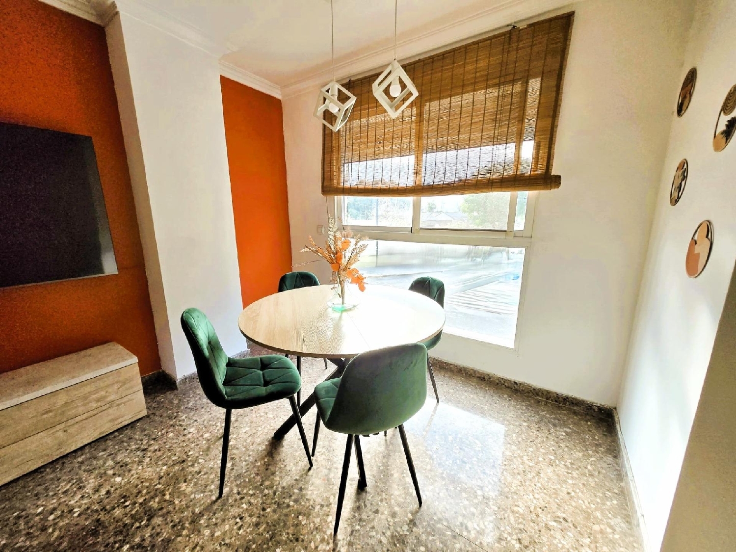 till salu lägenhet Torrent Horta Oest 8