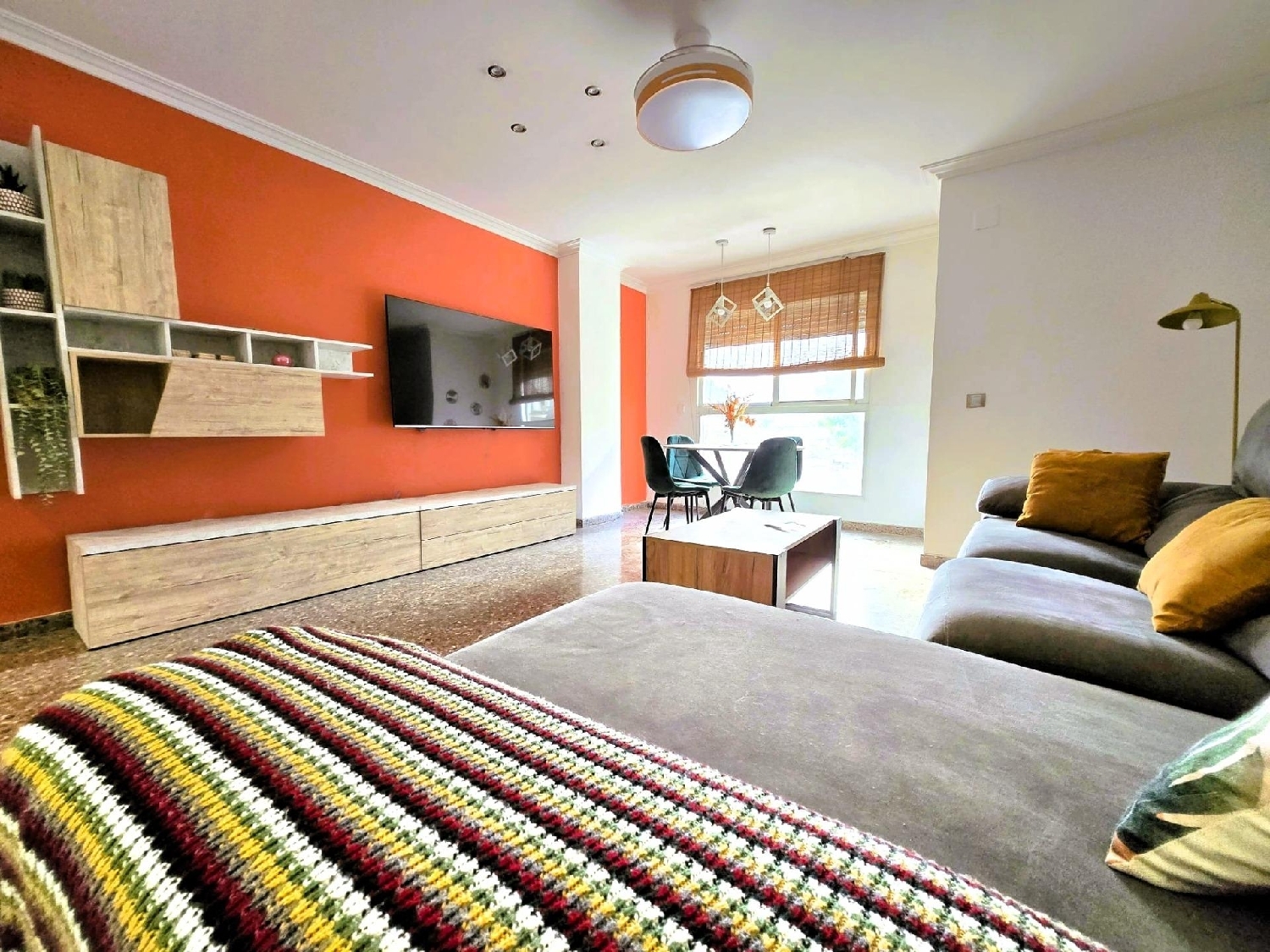 till salu lägenhet Torrent Horta Oest 3