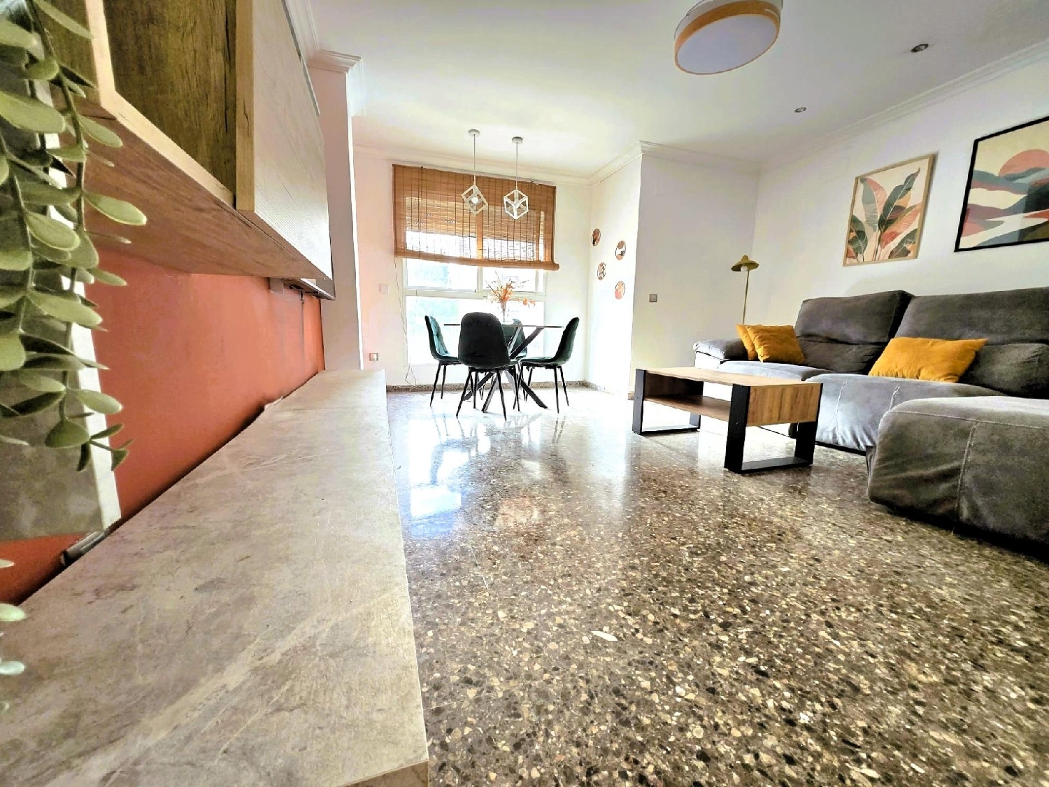 till salu lägenhet Torrent Horta Oest 4