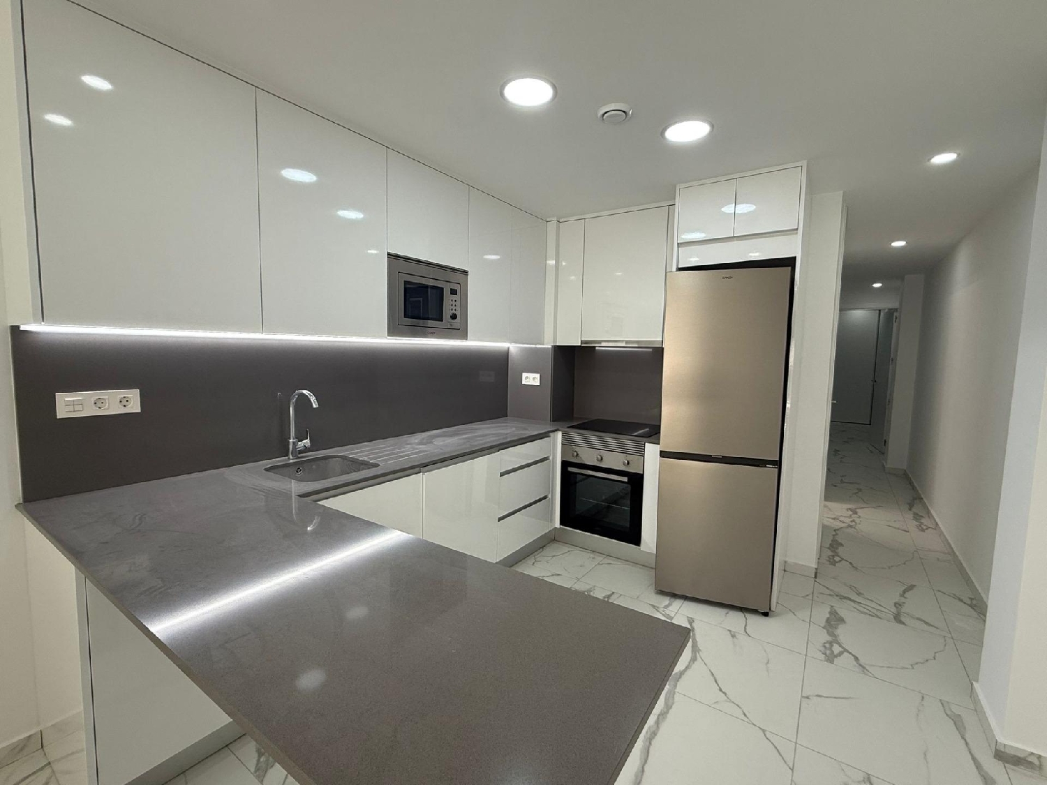  for sale apartment Torrevieja Baix Segura 8