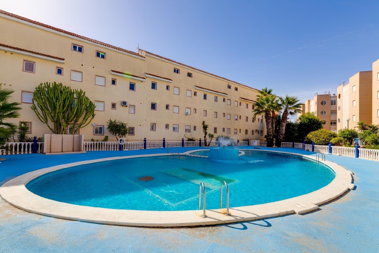  for sale apartment Torrevieja Baix Segura 1