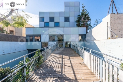 Barriada Les Tres Creus Bages batiment foto 6331109