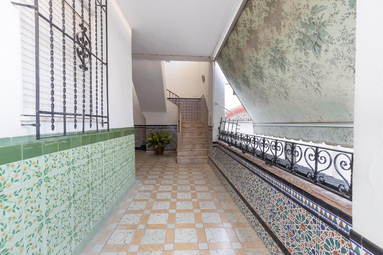  for sale building Barrio De Granada Alacantí 6