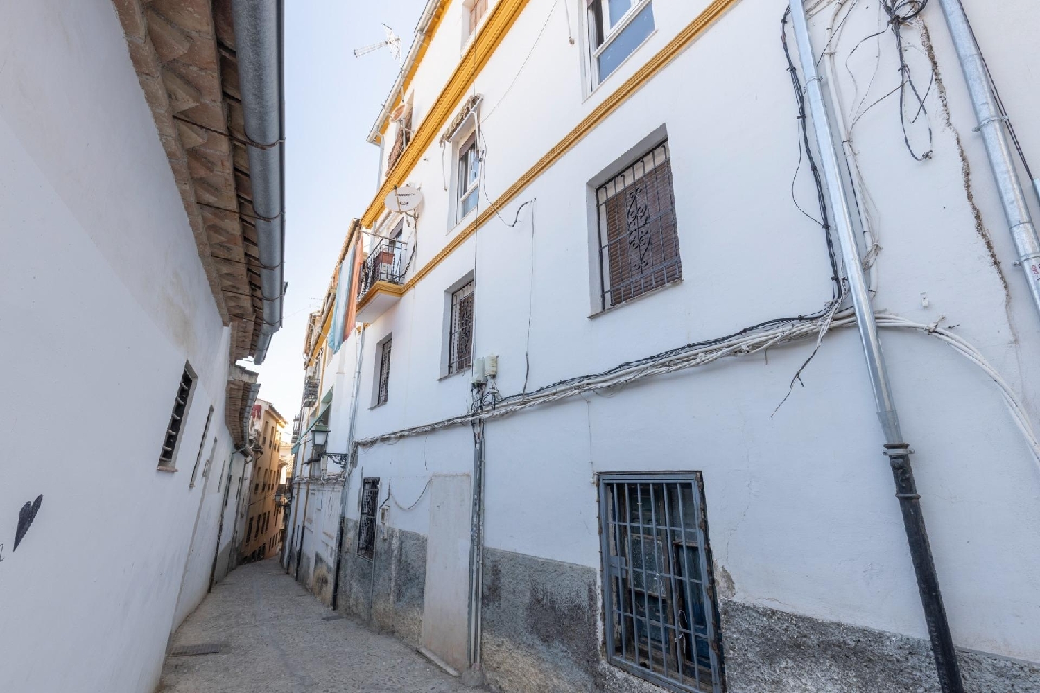  for sale building Barrio De Granada Alacantí 2