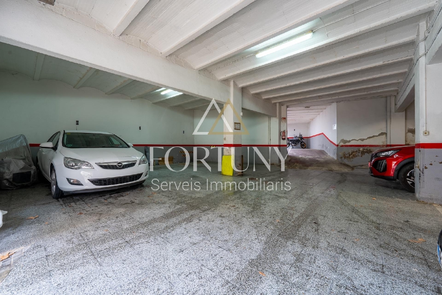  for sale building Constantins Gironès 4